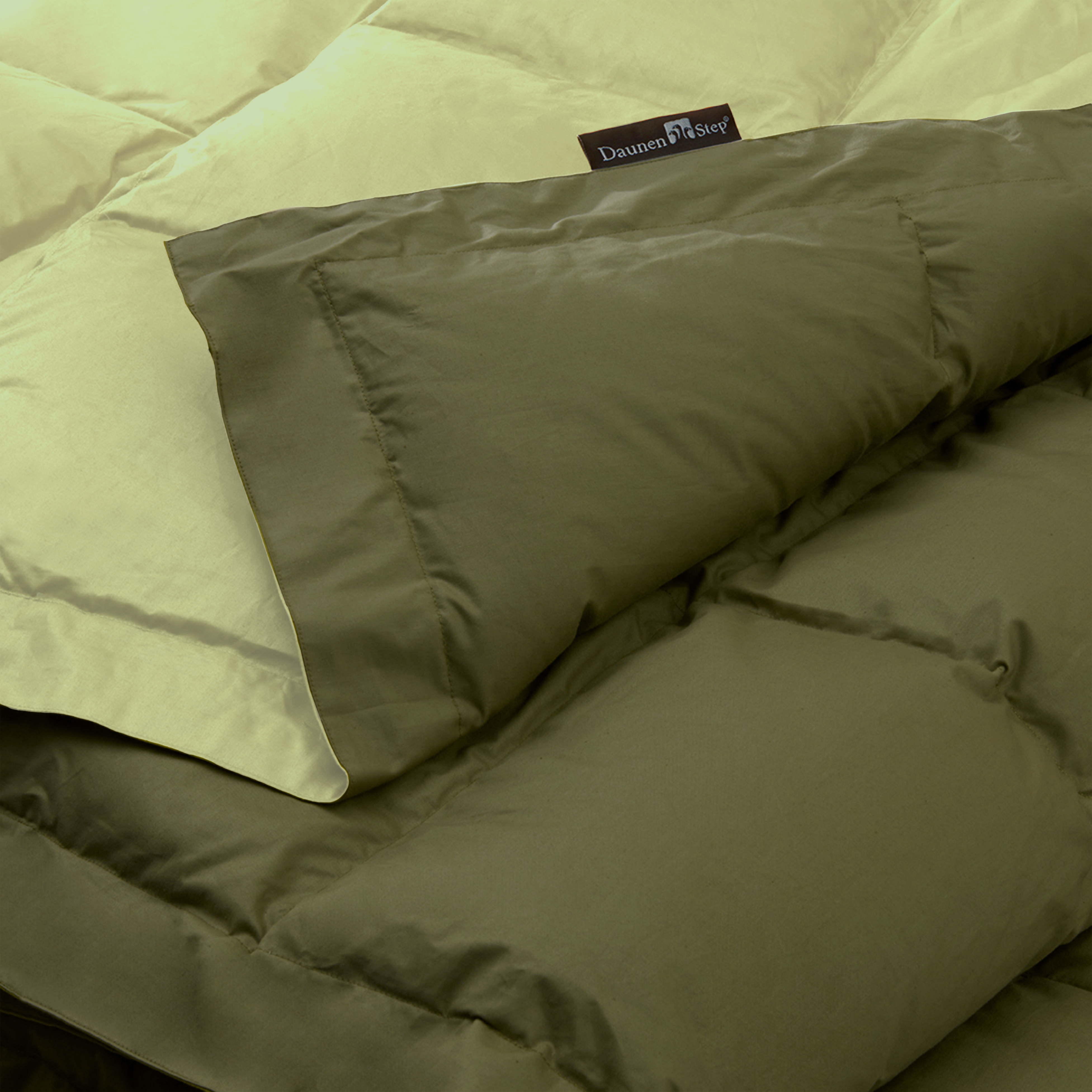 Trapunta bicolore color bosco incantato dettaglio Trapunta bicolore color bosco incantato dettaglio