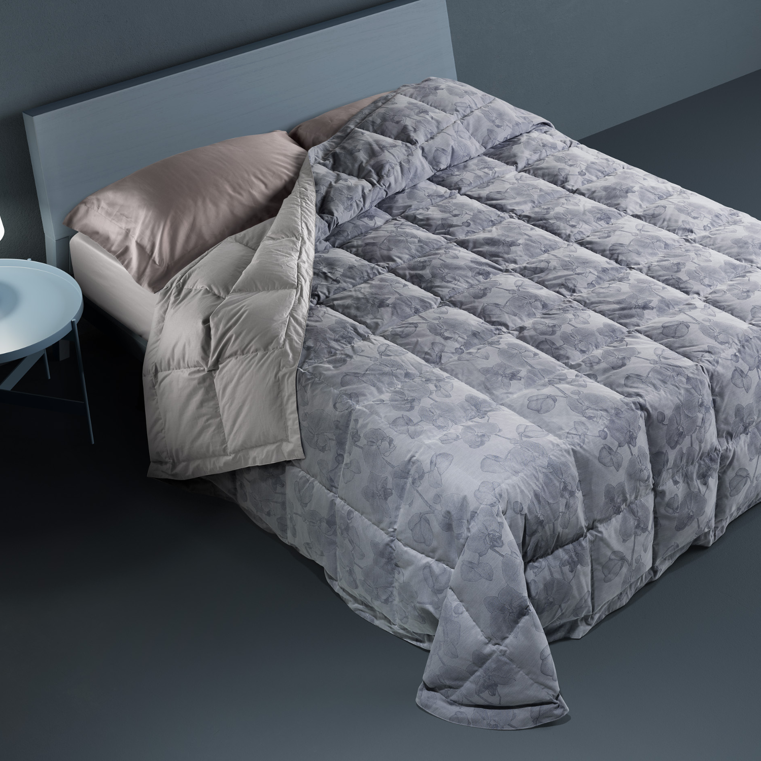 Letto con trapunta 13017a